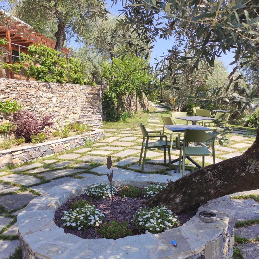Locanda Goeghin Pieve Ligure Exterior photo
