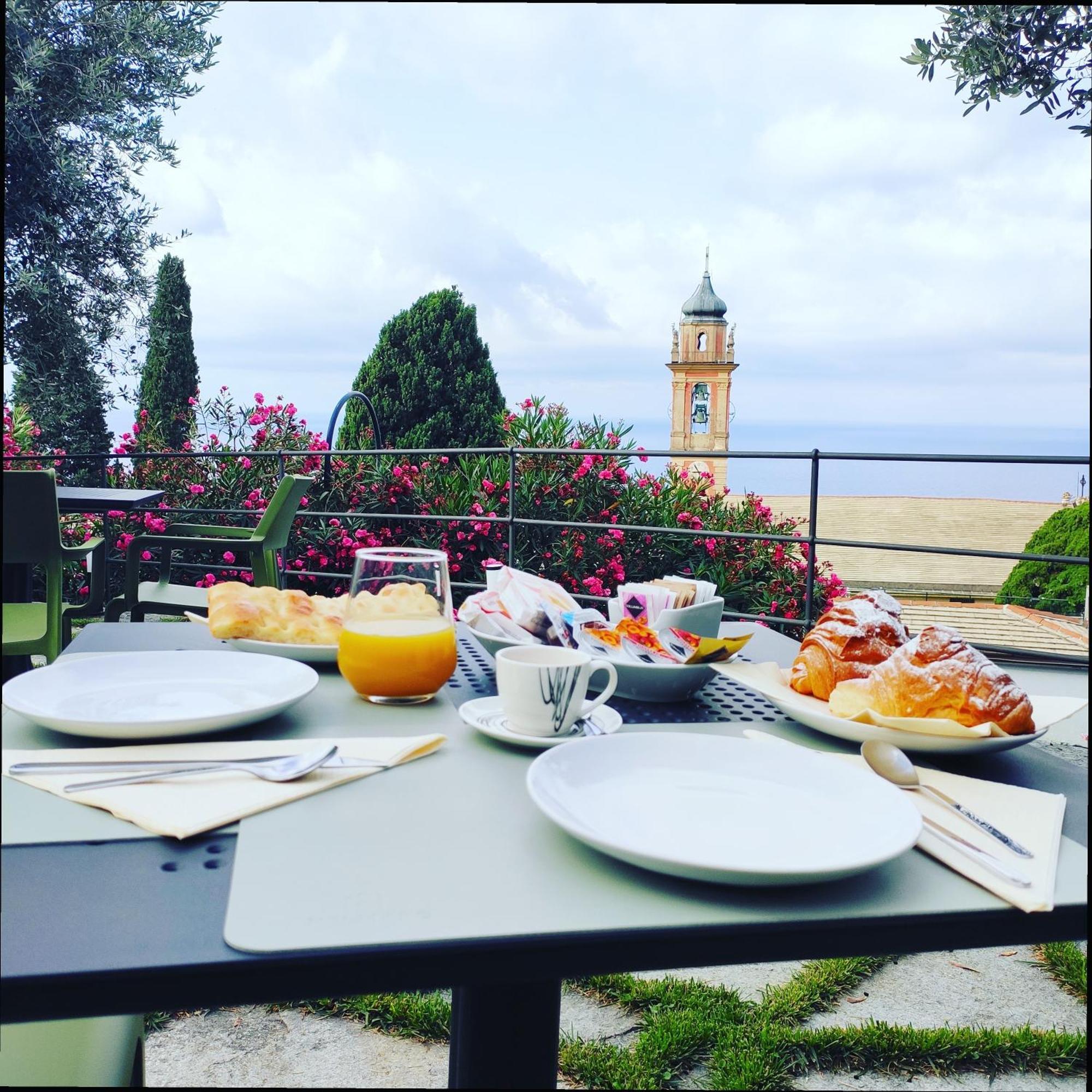 Locanda Goeghin Pieve Ligure Exterior photo